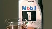 300px-Mobil_1_motor_oil.jpg
