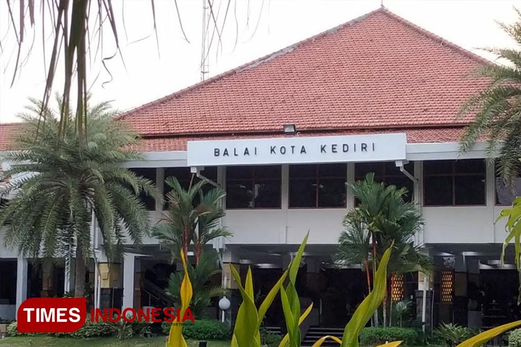 Monev Program Lapor Mbak Wali 112 di Balai Kota Kediri