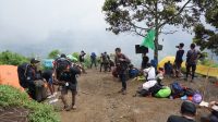 Kepadatan-di-Gunung.jpg