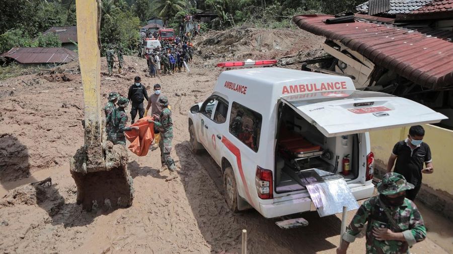 jumlah-korban-tewas-akibat-banjir-bandang-dan-longsor-yang-menerjang-kecamatan-batang-toru-kabupaten-tapanuli-selatan-tapsel-t-1764486622892_169.jpeg