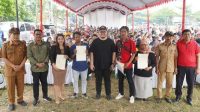 penyerahan-sertifikat-tanah-elektronik-di-Kampungbaru-kediri.jpg