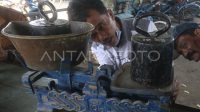 tera-ulang-timbangan-pedagang-pasar-12ga1-dom.jpg