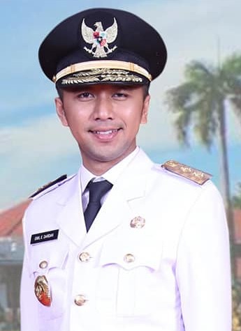 Wakil_Gubernur_Jatim_Emil_Dardak.jpg