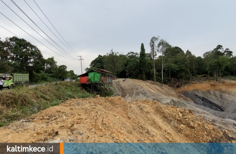 kemarahan-bupati-berau-melihat-hutan-kota-hancur-akibat-ditambang-800.jpg